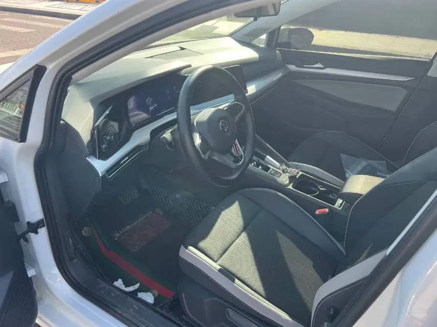 2021 Volkswagen Golf 1.4T 150HP L4 7DCT,autocango,china used car exporter,china ev exporter,chinese used car exporter,chinese used ev exporter