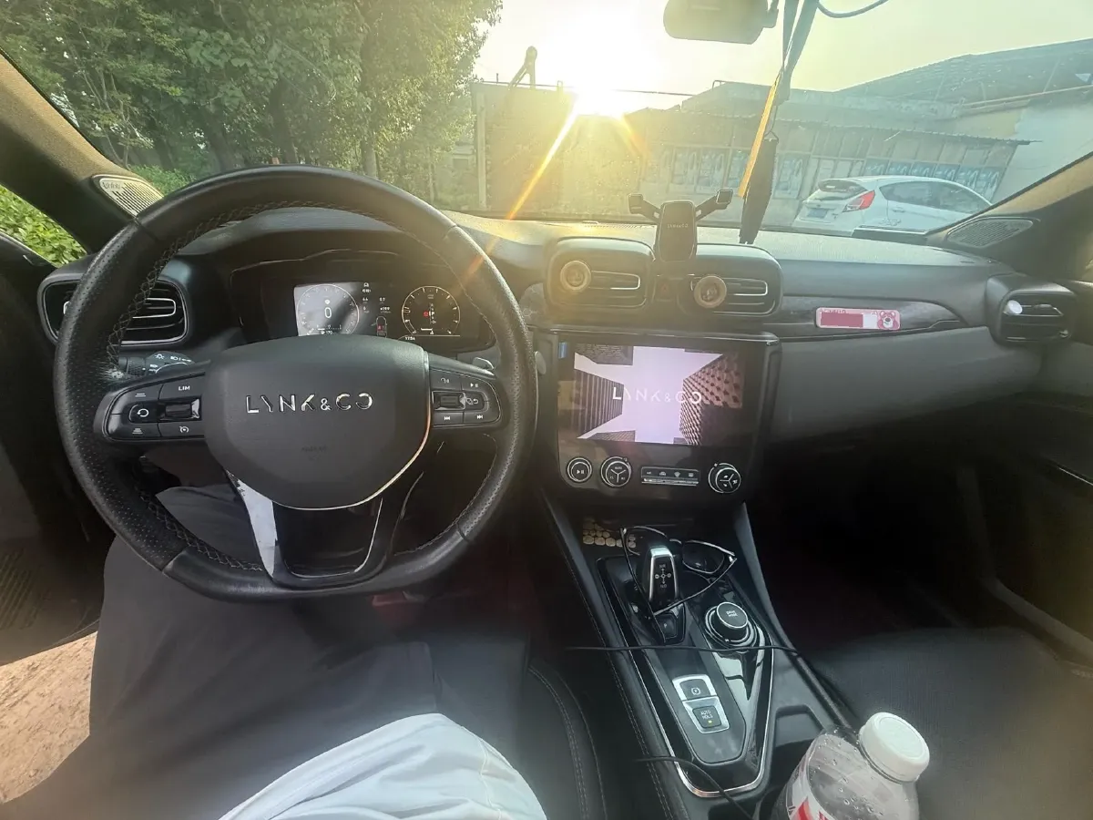 2021 LYNK&CO 03 2.0T 190HP L4 6AT,autocango,china used car exporter,china ev exporter,chinese used car exporter,chinese used ev exporter