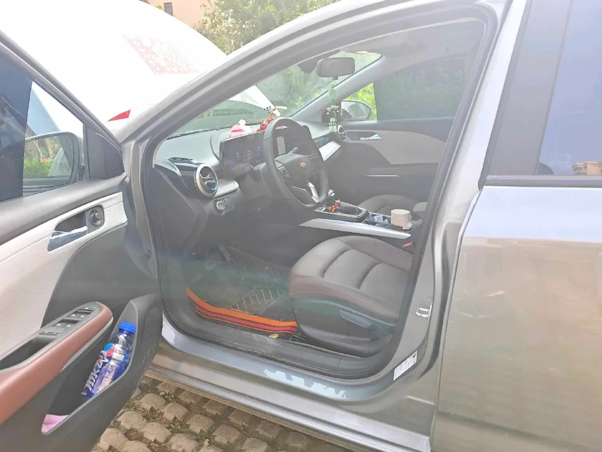 2024 Chevrolet Monza 1.5L 113HP L4 6DCT,autocango,china used car exporter,china ev exporter,chinese used car exporter,chinese used ev exporter