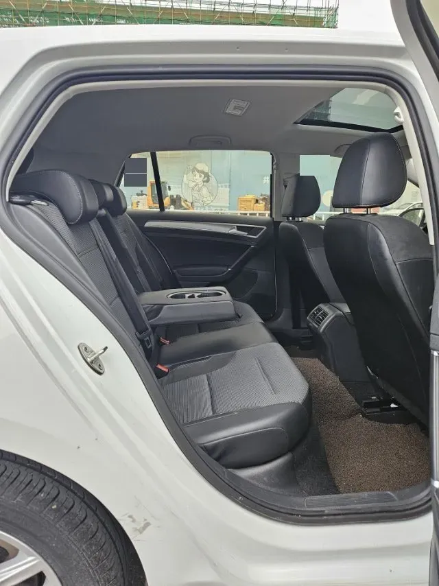 2018 Volkswagen Golf 1.6L 110HP L4 6AT,autocango,china used car exporter,china ev exporter,chinese used car exporter,chinese used ev exporter