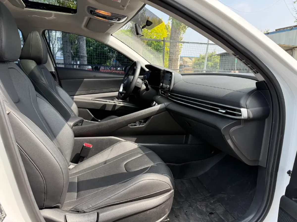 2023 Hyundai Elantra 1.5L 115HP L4 CVT,autocango,china used car exporter,china ev exporter,chinese used car exporter,chinese used ev exporter