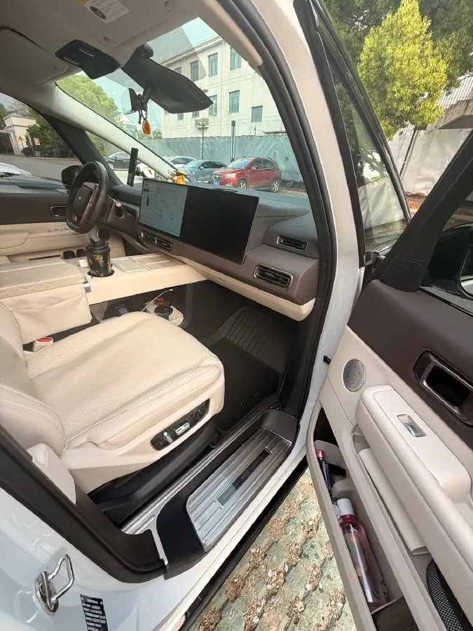 2024 Li MEGA BEV 102.7KWH,autocango,china used car exporter,china ev exporter,chinese used car exporter,chinese used ev exporter