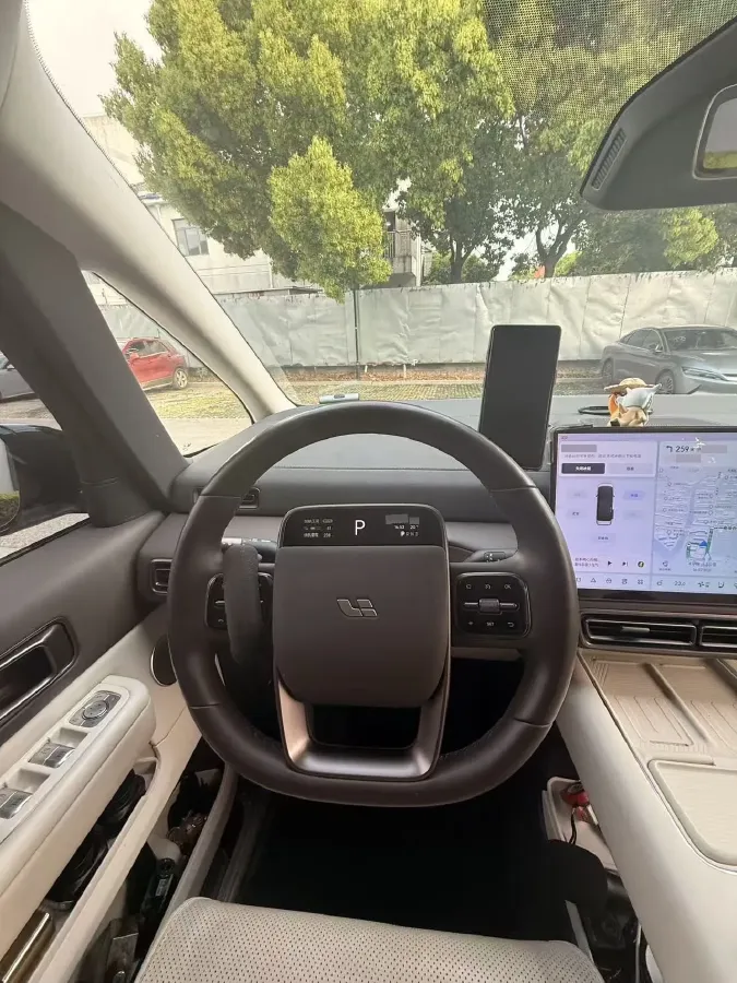 2024 Li MEGA BEV 102.7KWH,autocango,china used car exporter,china ev exporter,chinese used car exporter,chinese used ev exporter