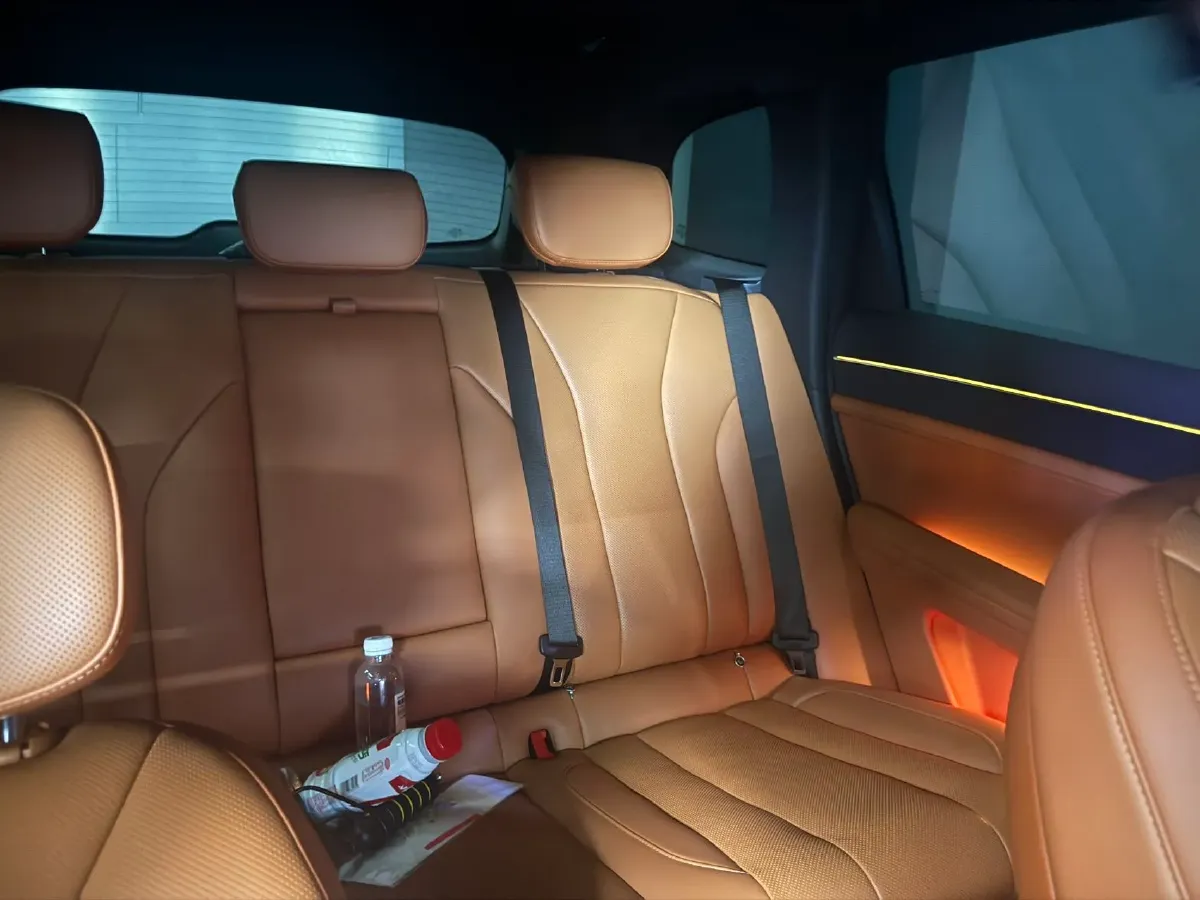 2024 AITO AITO M7 1.5T 152HP L4 REEV 42KWH,autocango,china used car exporter,china ev exporter,chinese used car exporter,chinese used ev exporter