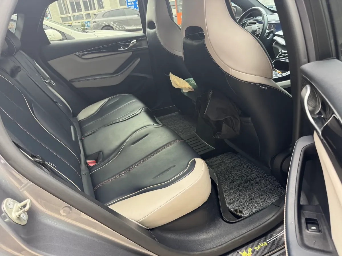 2021 Haval F7 1.5T 169HP L4 7DCT,autocango,china used car exporter,china ev exporter,chinese used car exporter,chinese used ev exporter