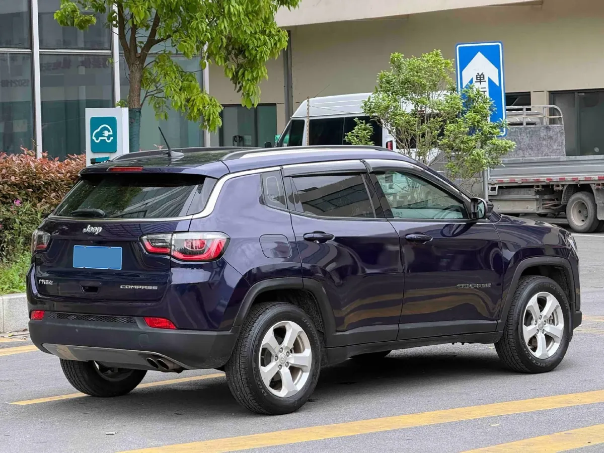 2019 Jeep Compass 1.3T 173HP L4 7DCT,autocango,china used car exporter,china ev exporter,chinese used car exporter,chinese used ev exporter