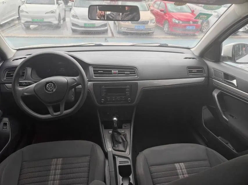 2019 Volkswagen T-Cross 1.5L 113HP L4 6AT,autocango,china used car exporter,china ev exporter,chinese used car exporter,chinese used ev exporter