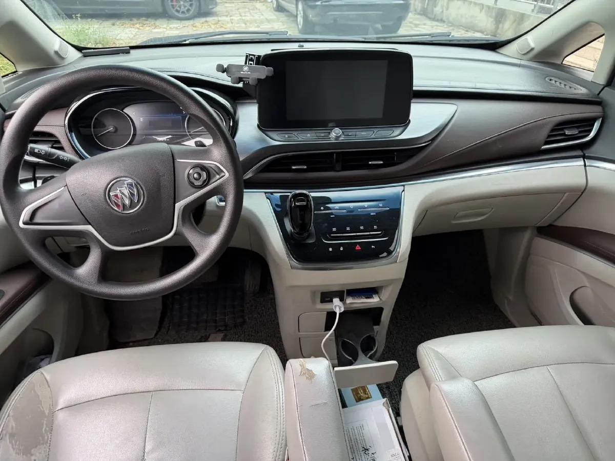 2021 Buick GL8 2.0T 237HP L4 9AT,autocango,china used car exporter,china ev exporter,chinese used car exporter,chinese used ev exporter