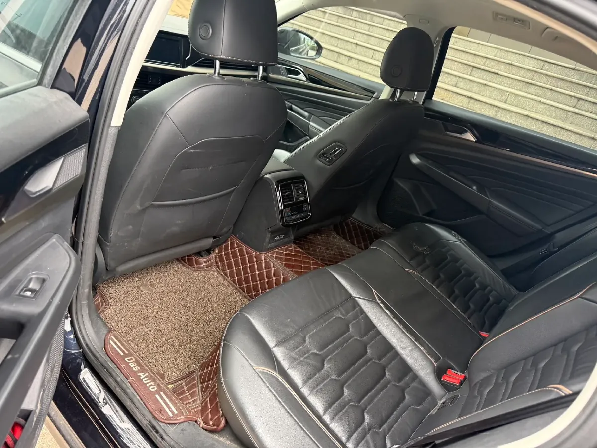 2019 Skoda Kodiak 2.0T 186HP L4 7DCT,autocango,china used car exporter,china ev exporter,chinese used car exporter,chinese used ev exporter