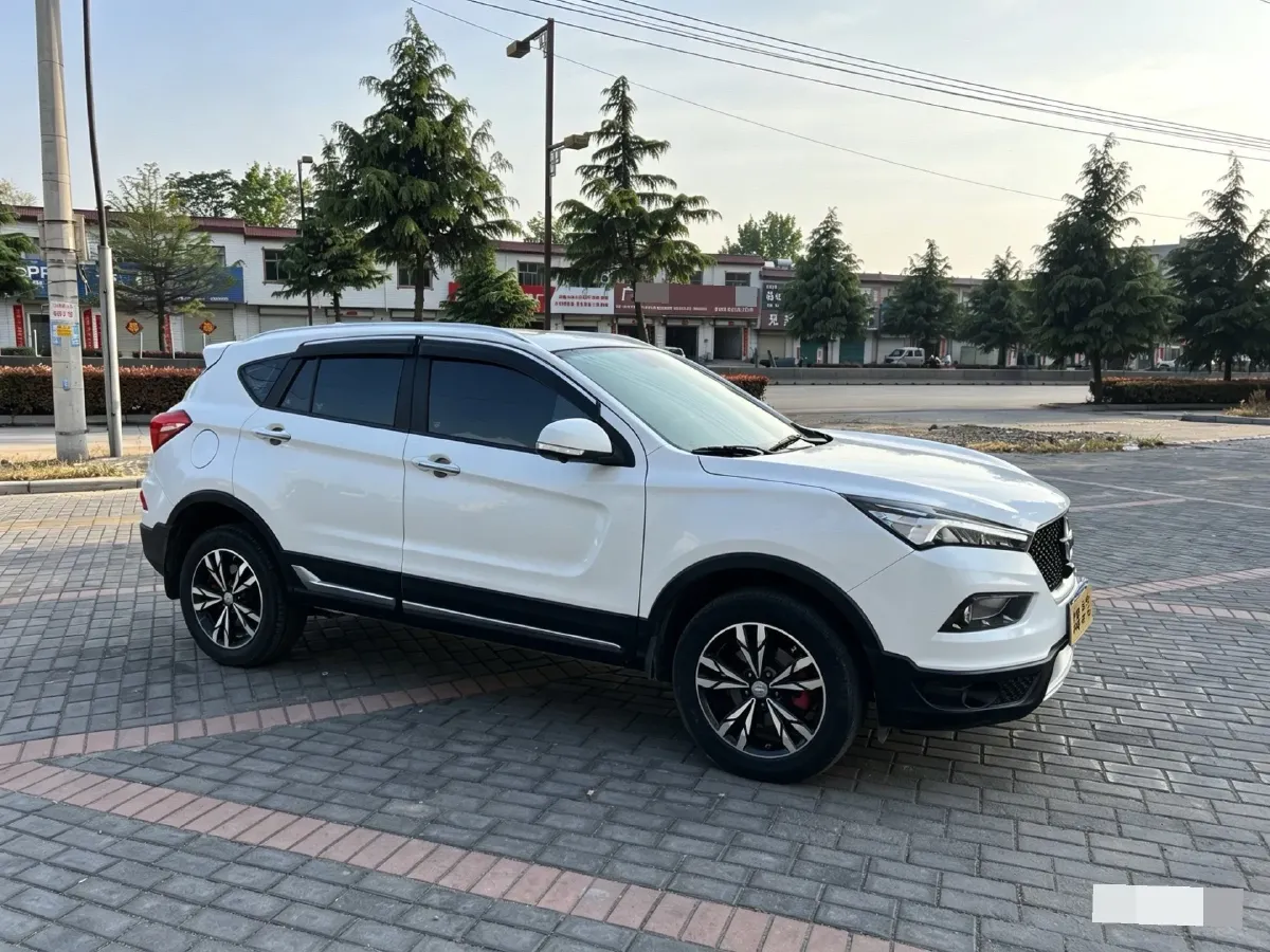 2019 HaiMa S5 1.5T 163HP L4 CVT,autocango,china used car exporter,china ev exporter,chinese used car exporter,chinese used ev exporter