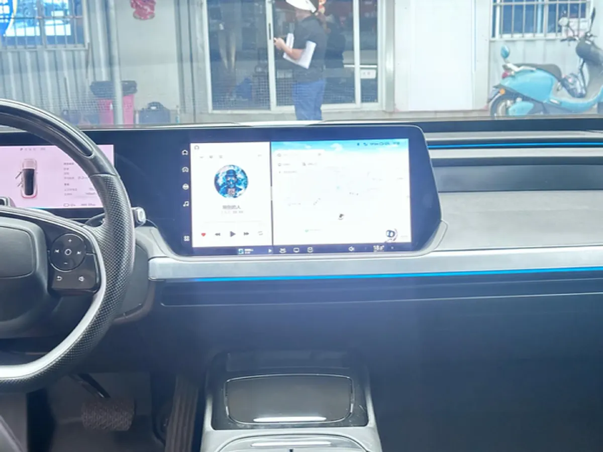 2021 Xpeng P7 BEV 60.2KWH,autocango,china used car exporter,china ev exporter,chinese used car exporter,chinese used ev exporter