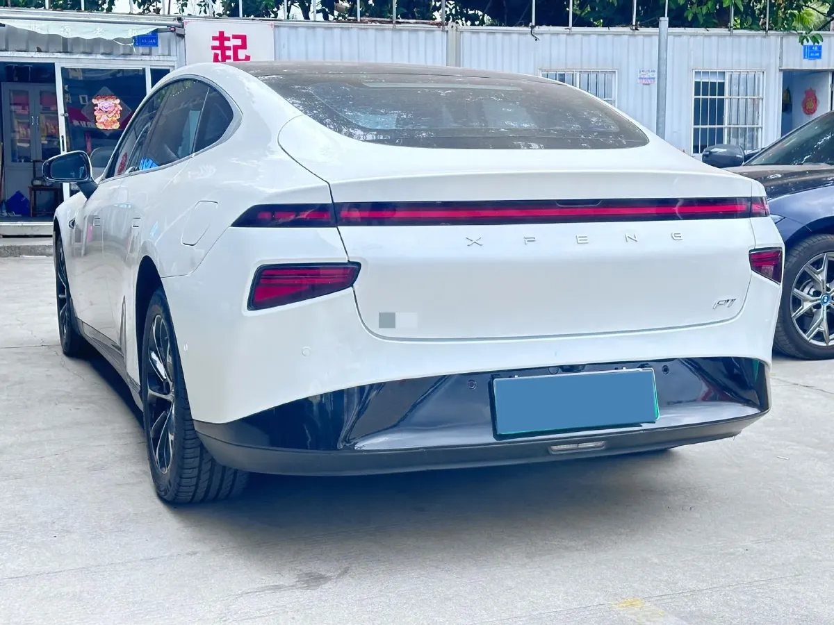 2021 Xpeng P7 BEV 60.2KWH,autocango,china used car exporter,china ev exporter,chinese used car exporter,chinese used ev exporter