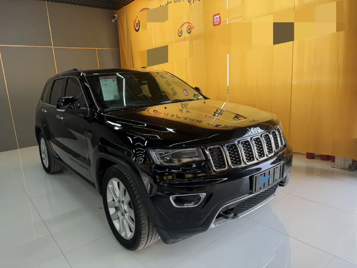 2017 Jeep Grand Cherokee 3.0L 234HP V6 8AT,autocango,china used car exporter,china ev exporter,chinese used car exporter,chinese used ev exporter