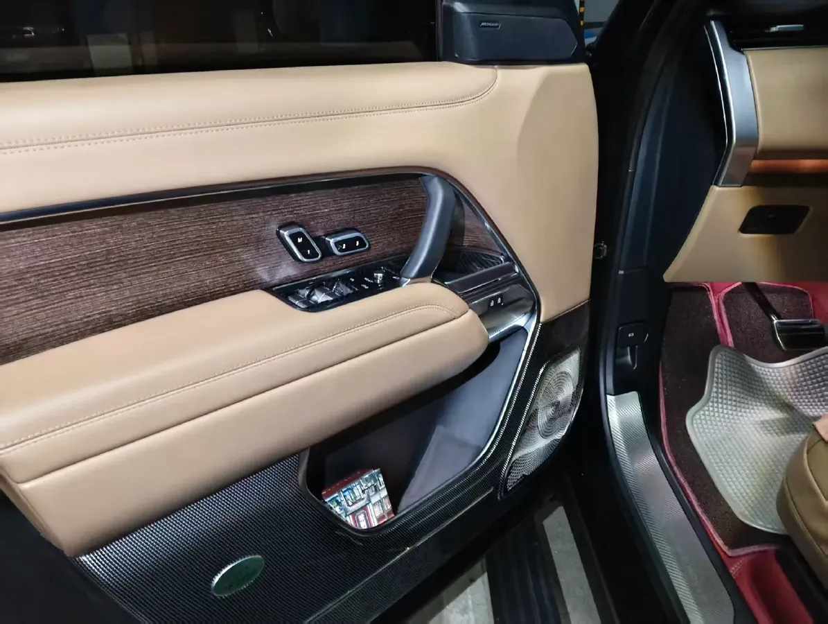 2023 Land Rover Range Rover 3.0T 360HP L6 8AT,autocango,china used car exporter,china ev exporter,chinese used car exporter,chinese used ev exporter