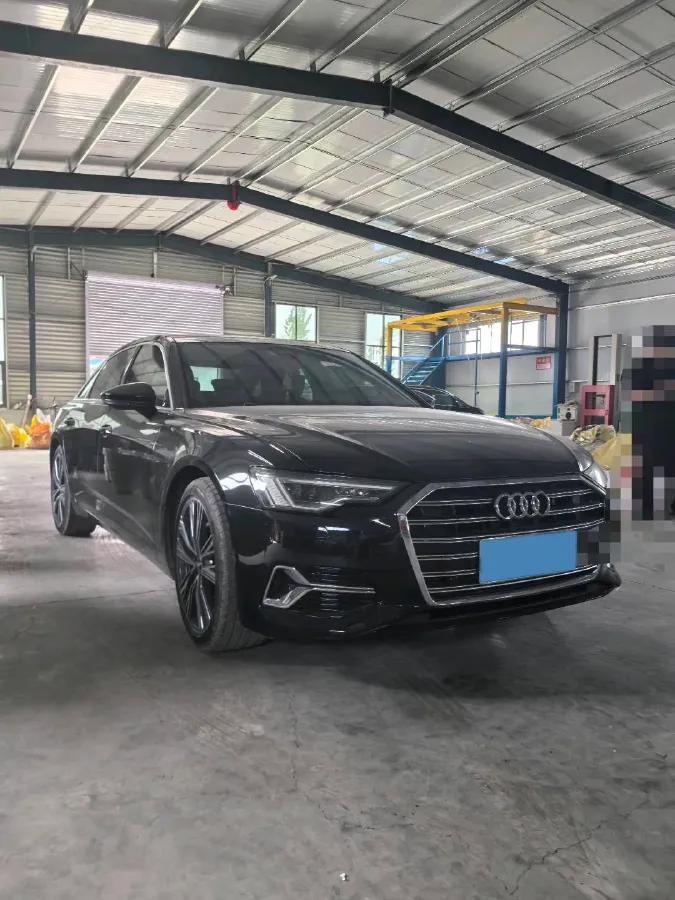 2023 Audi A6L 2.0T 190HP L4 7DCT,autocango,china used car exporter,china ev exporter,chinese used car exporter,chinese used ev exporter