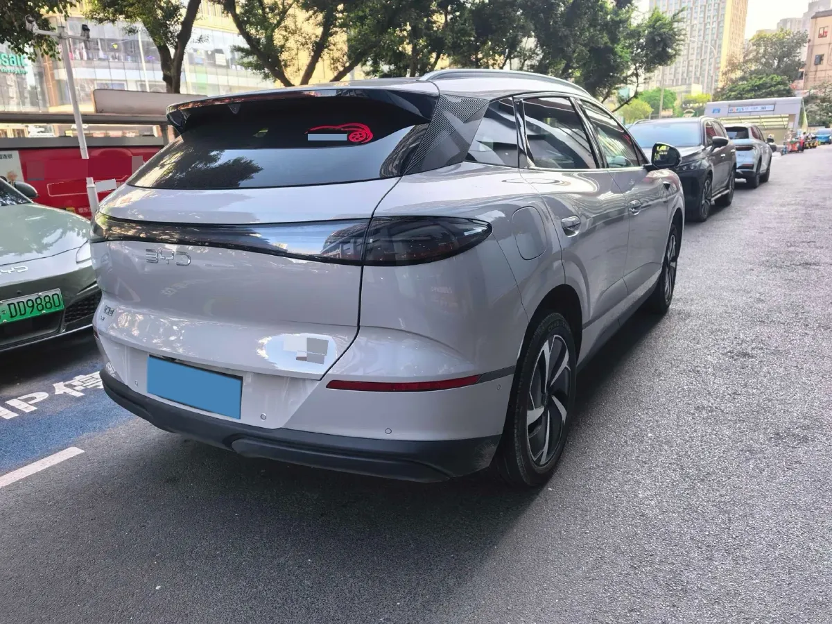 2025 LanDian E5 PLUS 1.5L 95HP L4 E-CVT PHEV,autocango,china used car exporter,china ev exporter,chinese used car exporter,chinese used ev exporter