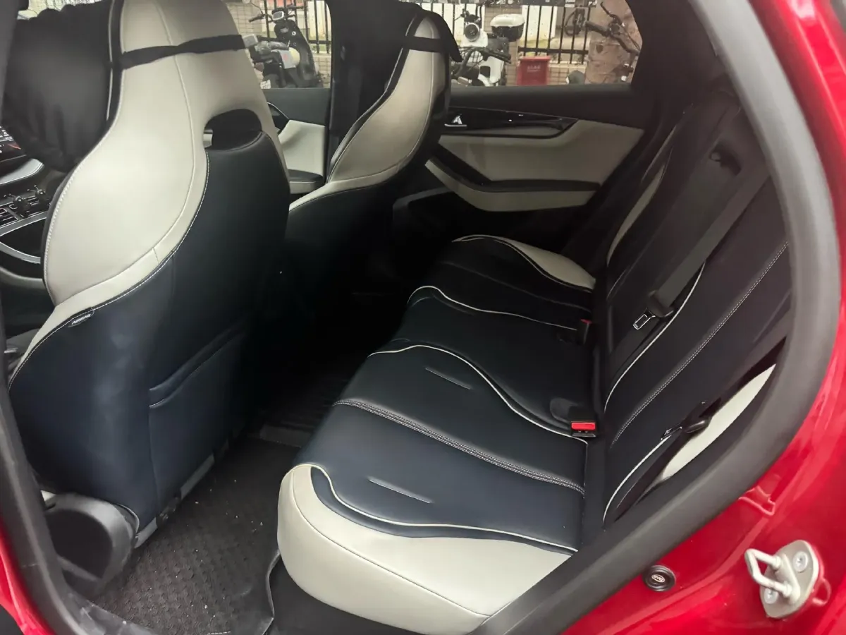 2021 Haval F7 1.5T 169HP L4 7DCT,autocango,china used car exporter,china ev exporter,chinese used car exporter,chinese used ev exporter