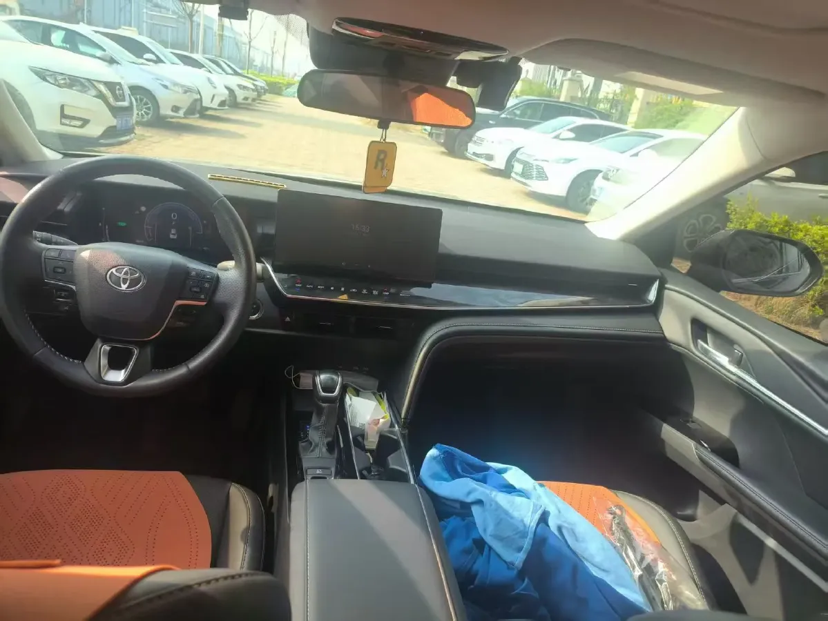 2024 Toyota Camry 2.0L 152HP L4 E-CVT Hybrid,autocango,china used car exporter,china ev exporter,chinese used car exporter,chinese used ev exporter