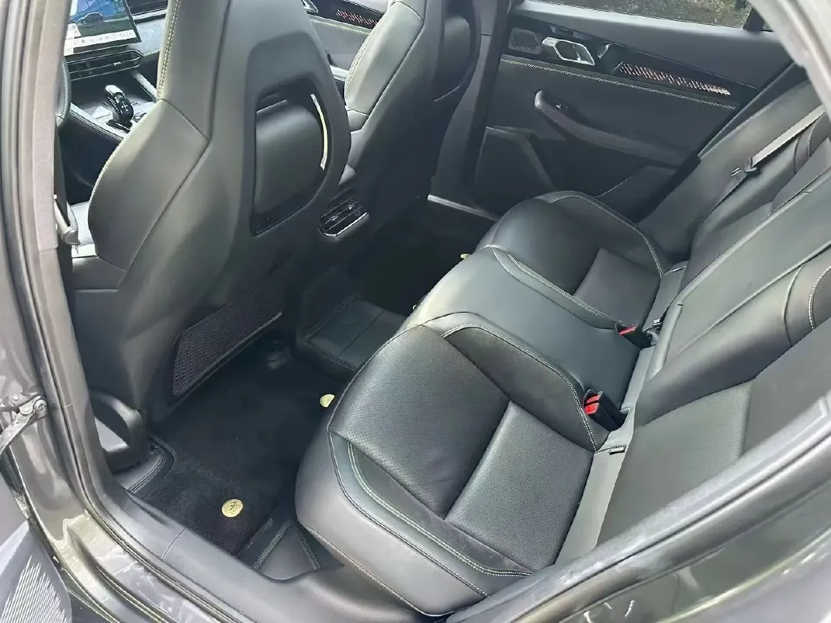 2023 MAXUS G50 1.5T 181HP L4 7DCT,autocango,china used car exporter,china ev exporter,chinese used car exporter,chinese used ev exporter