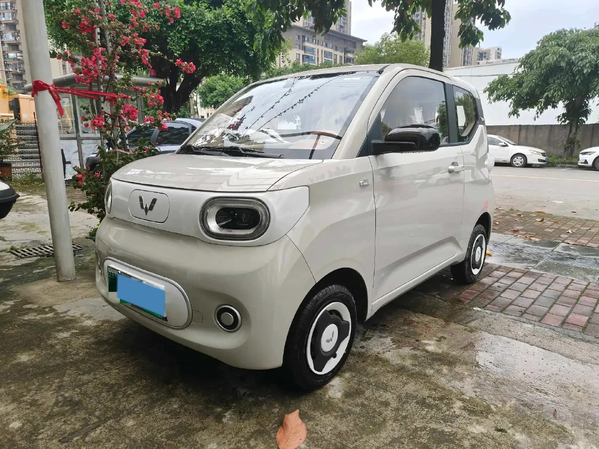 2014 WuLing HongGuang 1.2L 86HP L4 5MT,autocango,china used car exporter,china ev exporter,chinese used car exporter,chinese used ev exporter