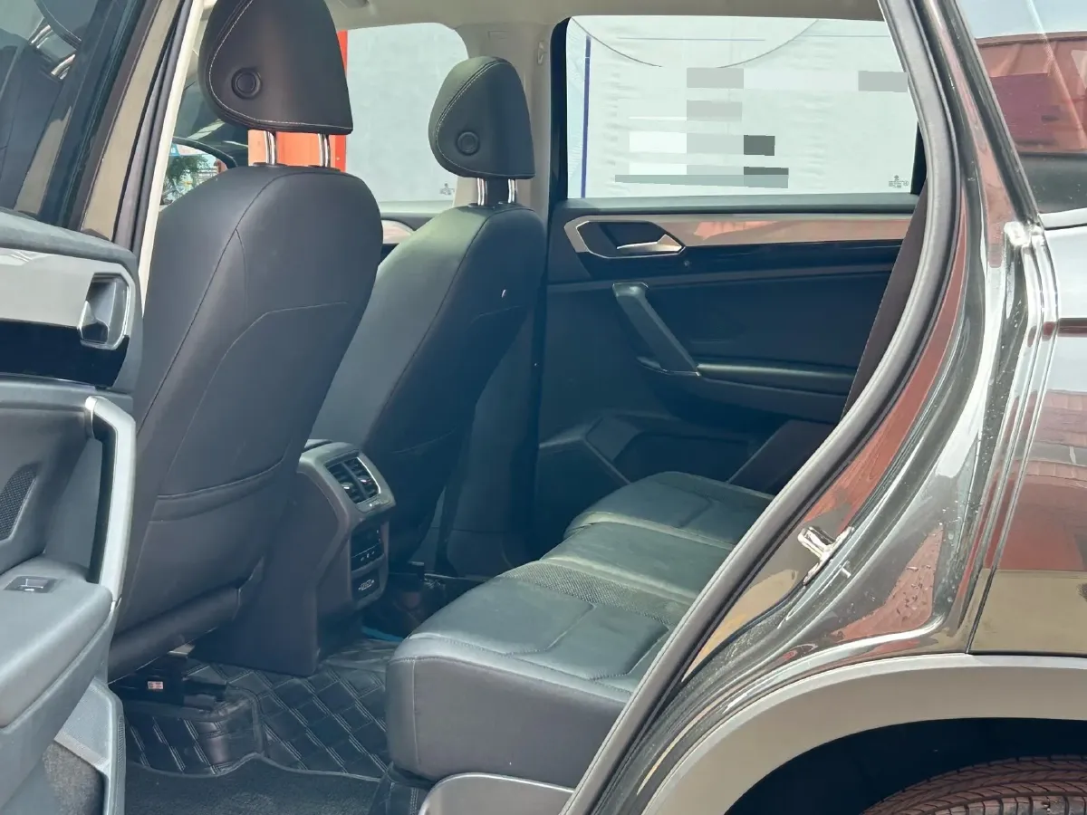 2020 Volkswagen Tayron 2.0T 186HP L4 7DCT,autocango,china used car exporter,china ev exporter,chinese used car exporter,chinese used ev exporter