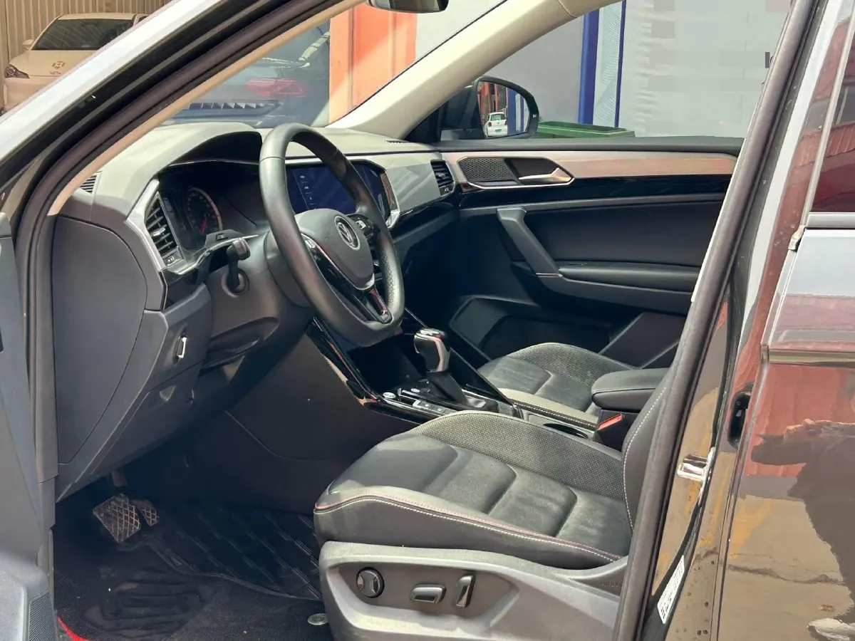 2020 Volkswagen Tayron 2.0T 186HP L4 7DCT,autocango,china used car exporter,china ev exporter,chinese used car exporter,chinese used ev exporter