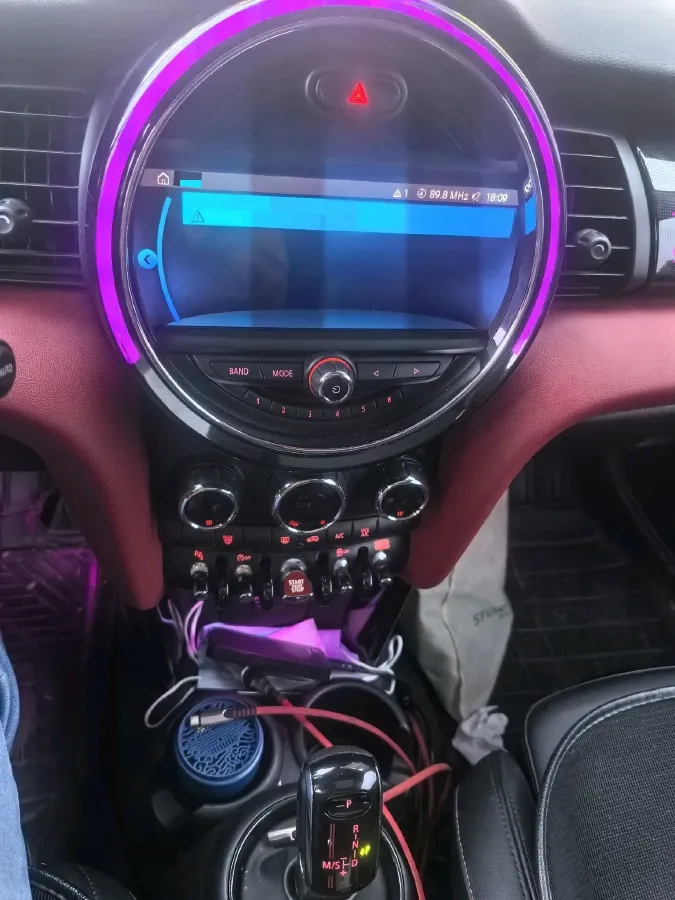 2021 MINI MINI 2.0T 192HP L4 7DCT,autocango,china used car exporter,china ev exporter,chinese used car exporter,chinese used ev exporter