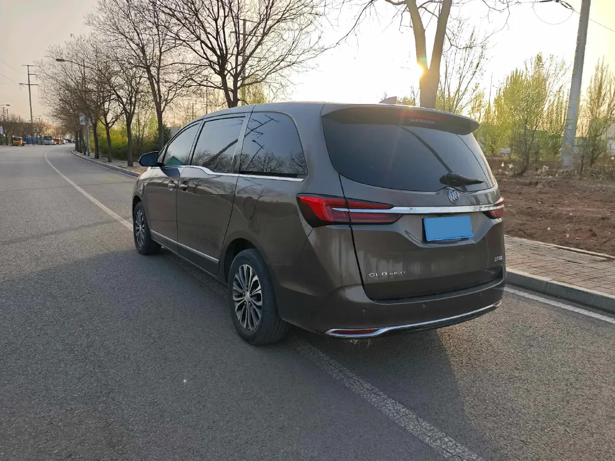 2021 Buick GL8 2.0T 237HP L4 9AT,autocango,china used car exporter,china ev exporter,chinese used car exporter,chinese used ev exporter