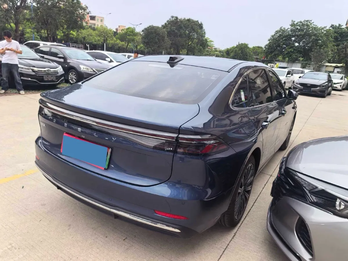 2025 Geely Galaxy A7 1.5L 112HP L4 1DHT PHEV,autocango,china used car exporter,china ev exporter,chinese used car exporter,chinese used ev exporter