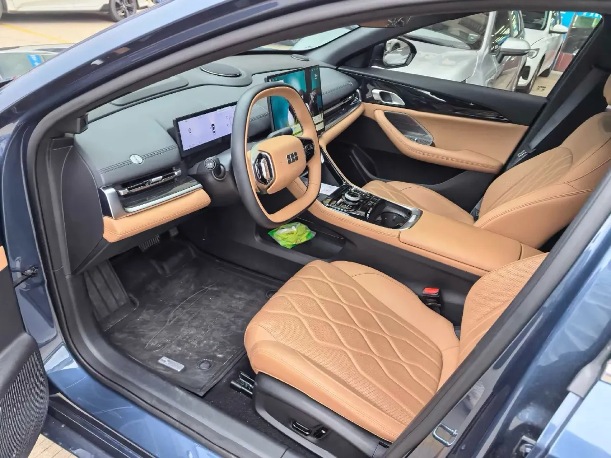 2025 Geely Galaxy A7 1.5L 112HP L4 1DHT PHEV,autocango,china used car exporter,china ev exporter,chinese used car exporter,chinese used ev exporter