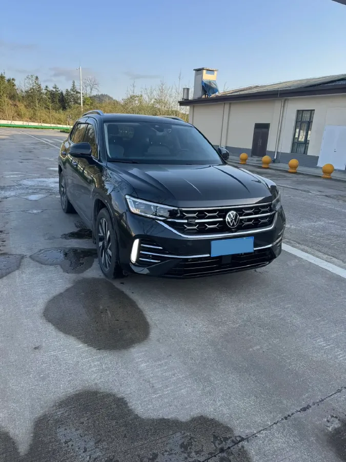 2023 Volkswagen Tayron 2.0T 186HP L4 7DCT,autocango,china used car exporter,china ev exporter,chinese used car exporter,chinese used ev exporter
