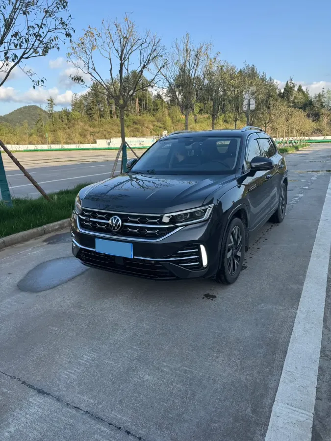 2023 Volkswagen Tayron 2.0T 186HP L4 7DCT,autocango,china used car exporter,china ev exporter,chinese used car exporter,chinese used ev exporter