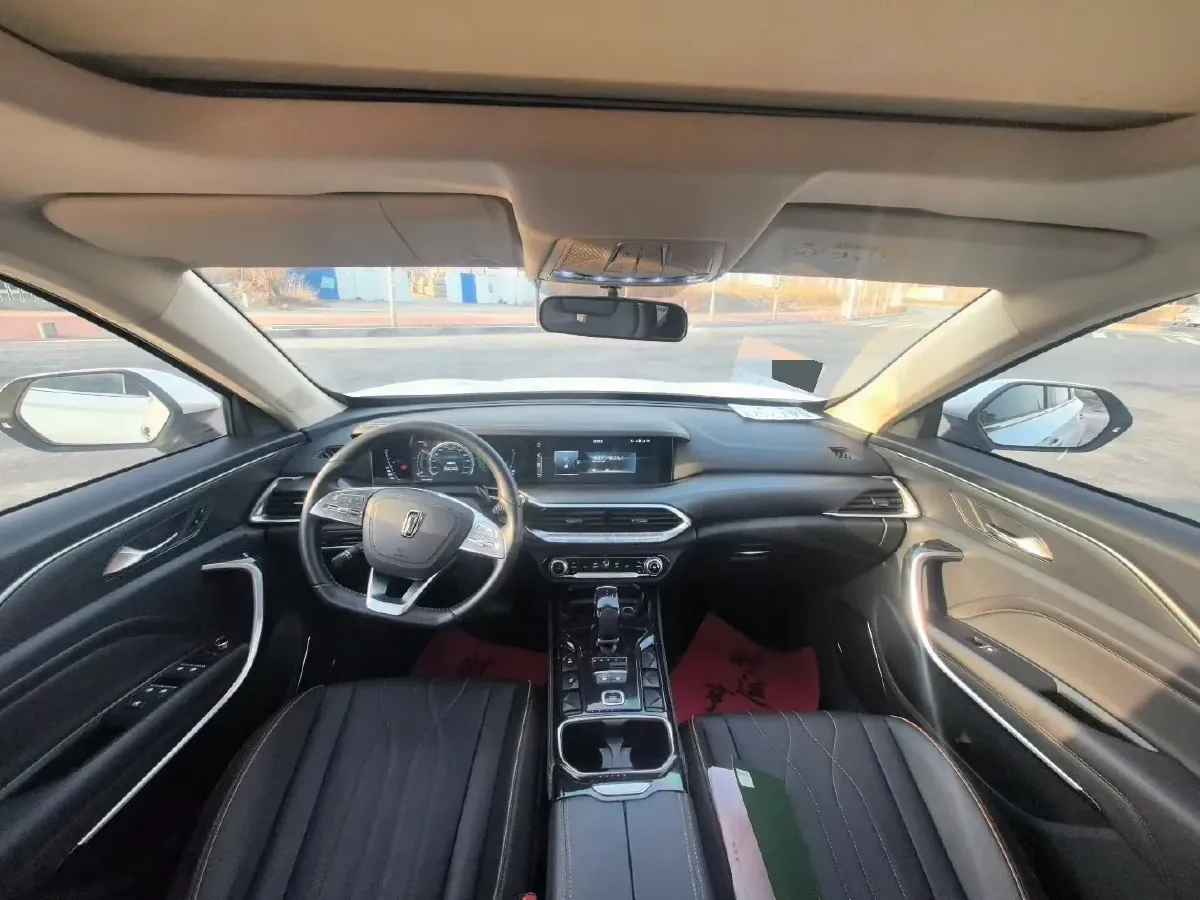 2021 Bestune T77 1.5T 169HP L4 7DCT,autocango,china used car exporter,china ev exporter,chinese used car exporter,chinese used ev exporter