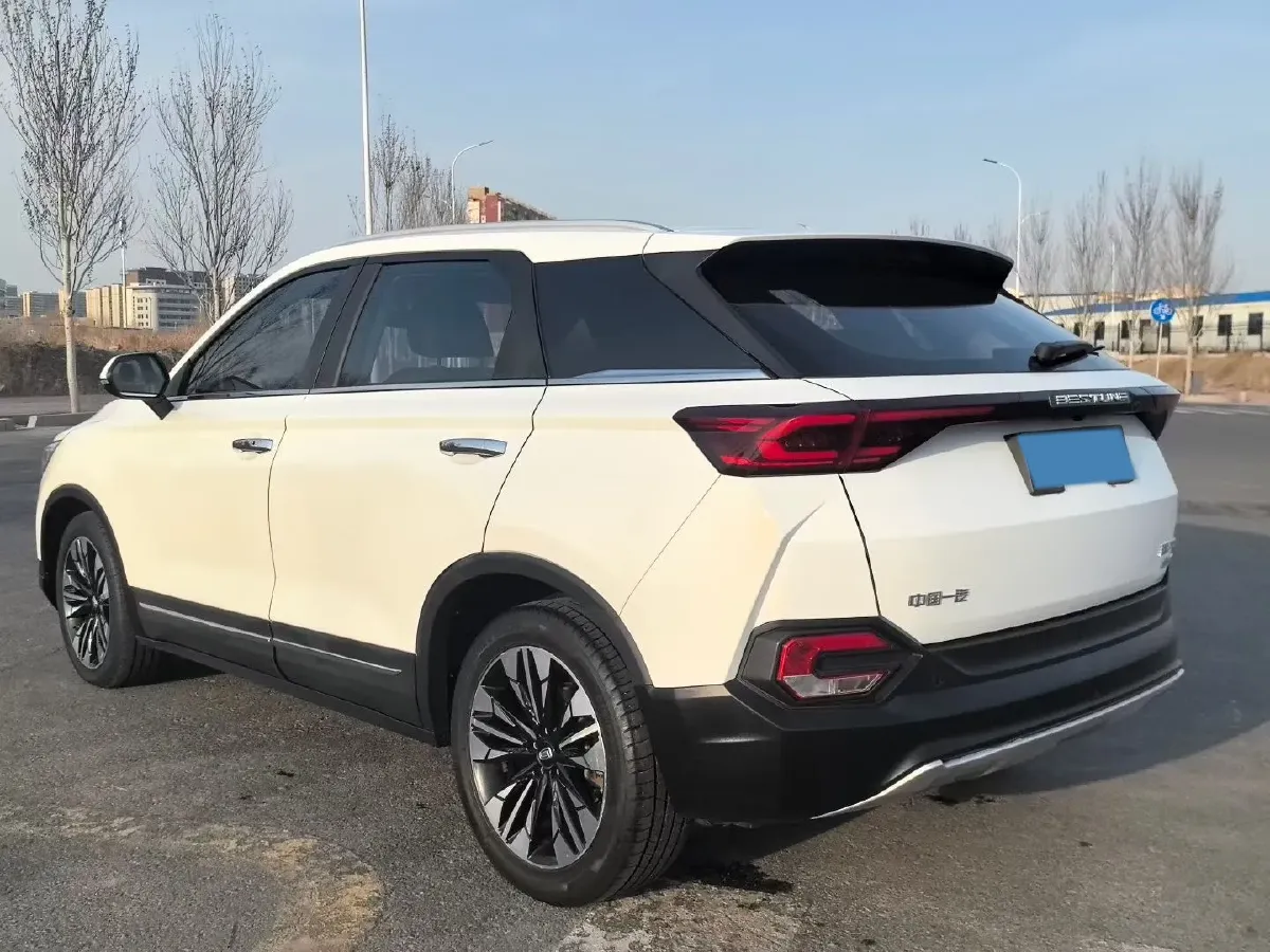 2021 Bestune T77 1.5T 169HP L4 7DCT,autocango,china used car exporter,china ev exporter,chinese used car exporter,chinese used ev exporter