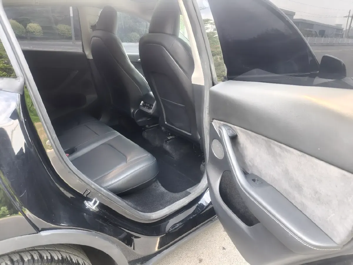 2022 Tesla Model Y BEV 60KWH,autocango,china used car exporter,china ev exporter,chinese used car exporter,chinese used ev exporter