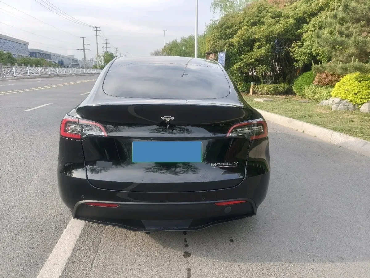 2022 Tesla Model Y BEV 60KWH,autocango,china used car exporter,china ev exporter,chinese used car exporter,chinese used ev exporter