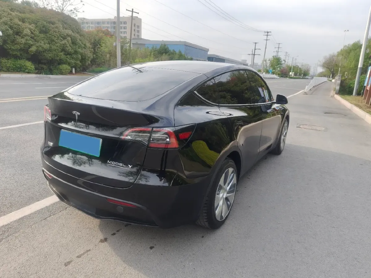 2022 Tesla Model Y BEV 60KWH,autocango,china used car exporter,china ev exporter,chinese used car exporter,chinese used ev exporter