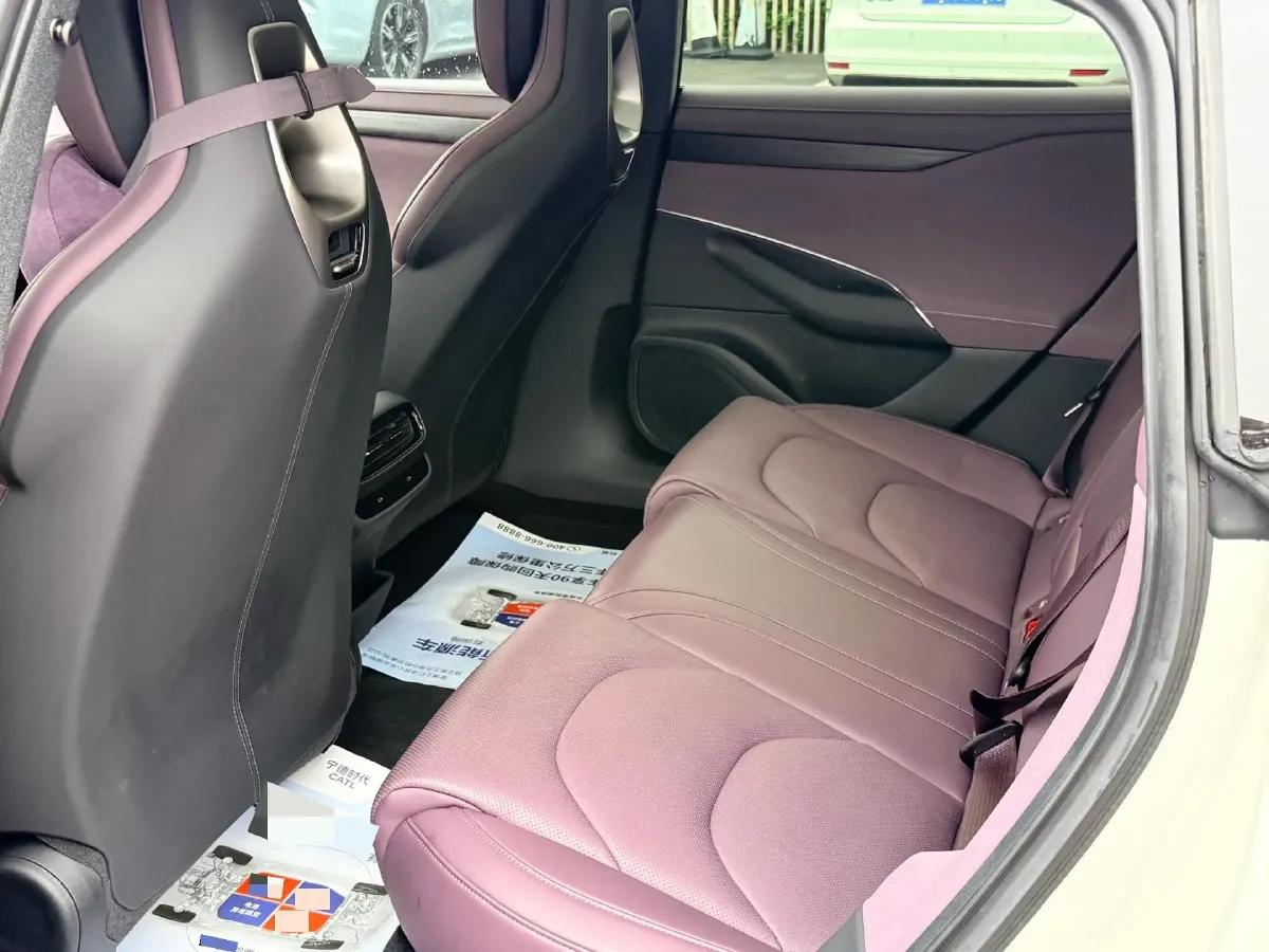 2024 MI SU7 BEV 73.6KWH,autocango,china used car exporter,china ev exporter,chinese used car exporter,chinese used ev exporter