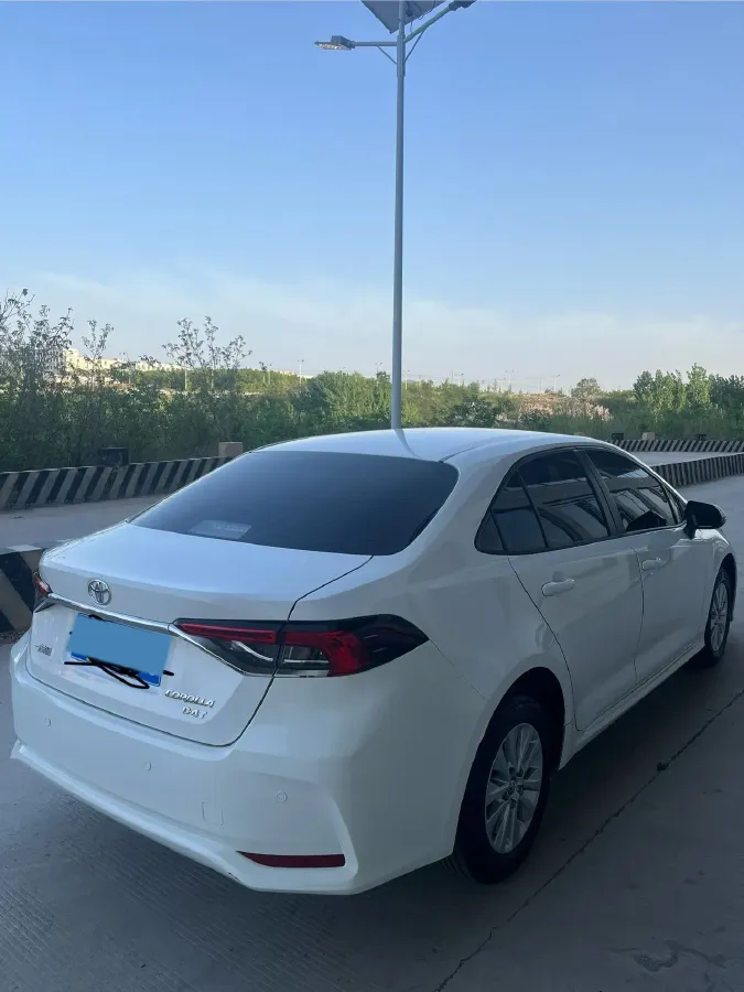 2021 Toyota Corolla 1.2T 116HP L4 CVT,autocango,china used car exporter,china ev exporter,chinese used car exporter,chinese used ev exporter