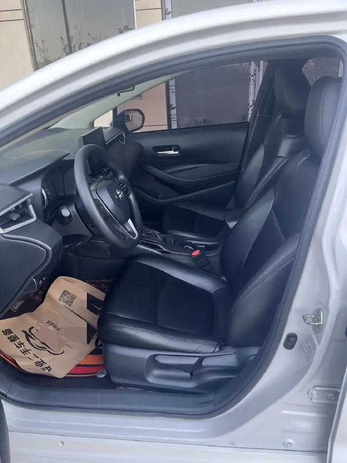 2021 Toyota Corolla 1.2T 116HP L4 CVT,autocango,china used car exporter,china ev exporter,chinese used car exporter,chinese used ev exporter