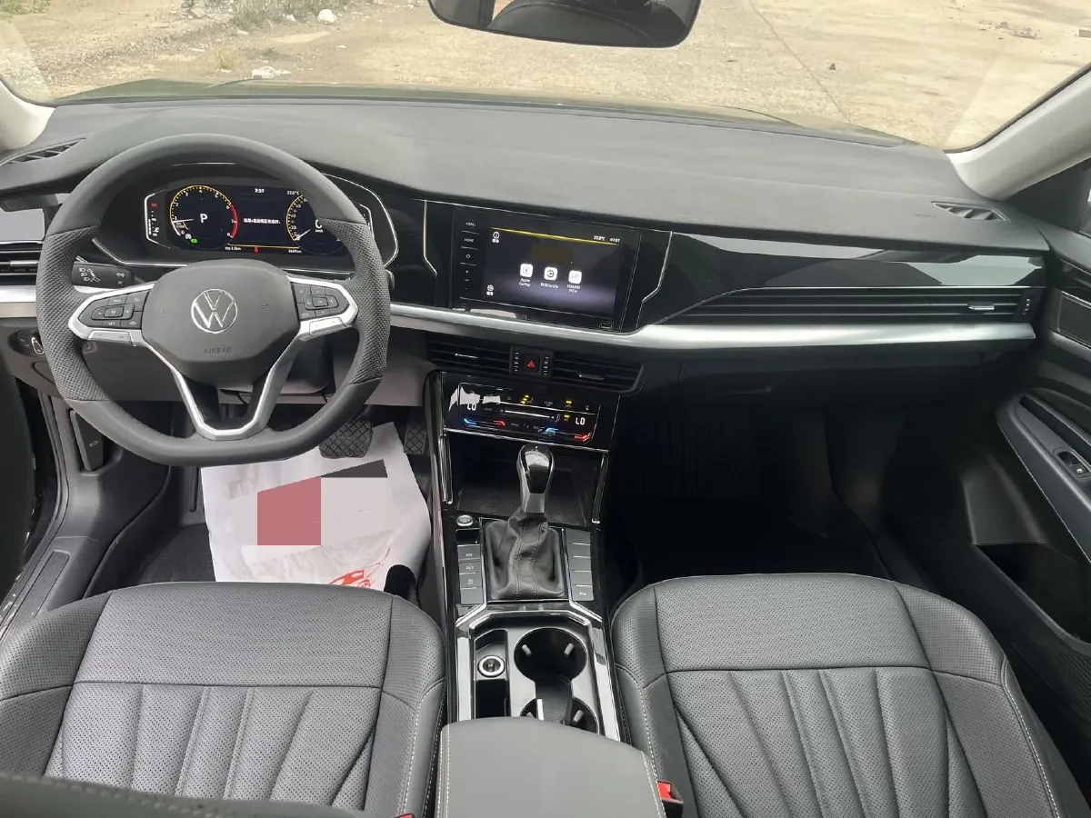 2025 Volkswagen Passat 2.0T 220HP L4 7DCT,autocango,china used car exporter,china ev exporter,chinese used car exporter,chinese used ev exporter