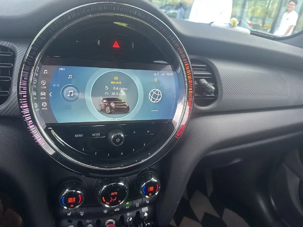 2023 MINI MINI 2.0T 178HP L4 7DCT,autocango,china used car exporter,china ev exporter,chinese used car exporter,chinese used ev exporter