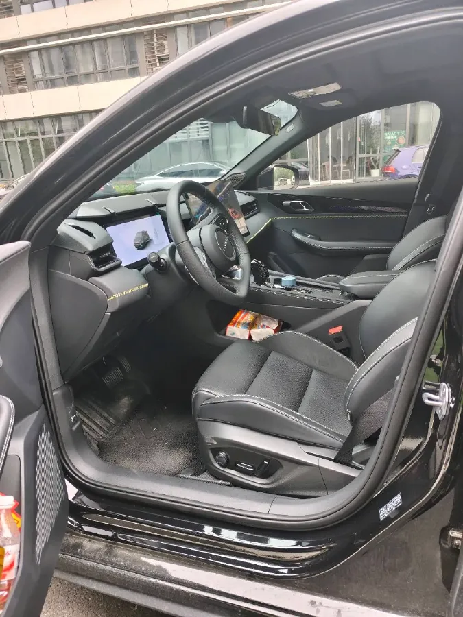 2025 LYNK&CO 03 2.0T 254HP L4 7DCT,autocango,china used car exporter,china ev exporter,chinese used car exporter,chinese used ev exporter