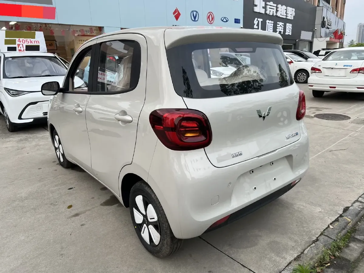 2025 WuLing HongGuang MINI EV BEV 16.2KWH,autocango,china used car exporter,china ev exporter,chinese used car exporter,chinese used ev exporter