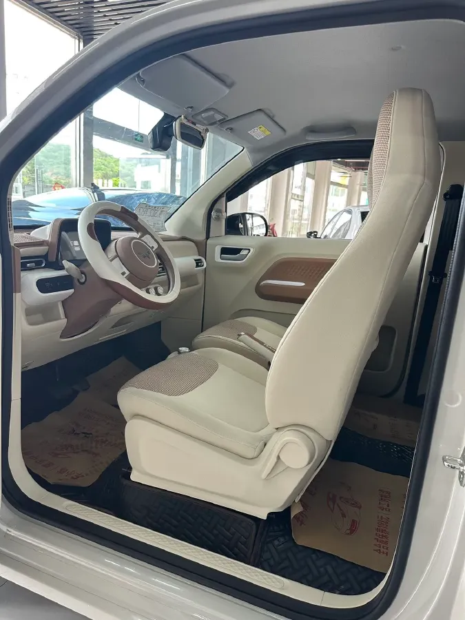 2024 WuLing HongGuang MINI EV BEV 17.3KWH,autocango,china used car exporter,china ev exporter,chinese used car exporter,chinese used ev exporter