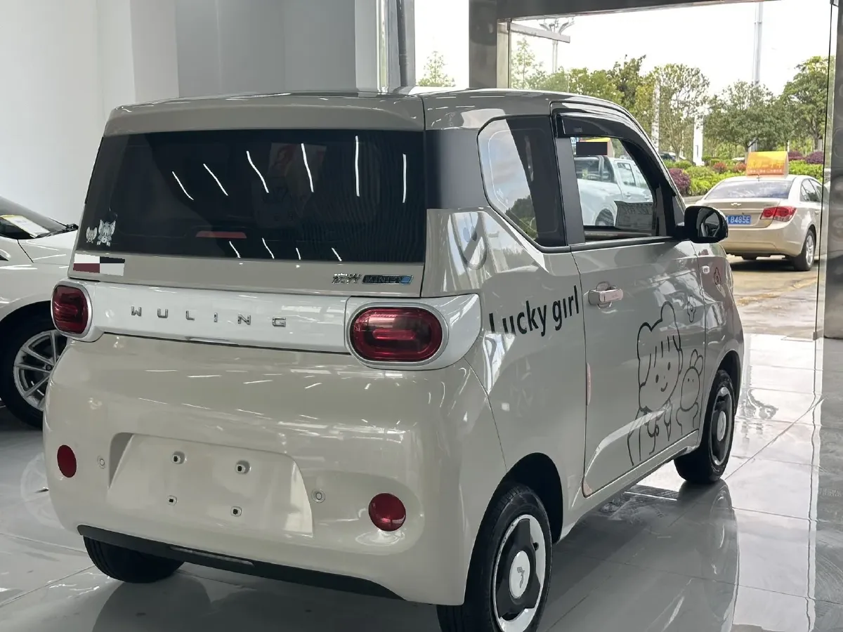 2024 WuLing HongGuang MINI EV BEV 17.3KWH,autocango,china used car exporter,china ev exporter,chinese used car exporter,chinese used ev exporter