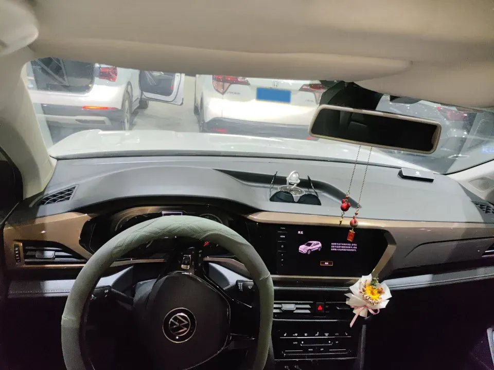 2021 Volkswagen Tharu 1.4T 150HP L4 7DCT,autocango,china used car exporter,china ev exporter,chinese used car exporter,chinese used ev exporter