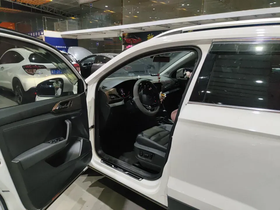 2021 Volkswagen Tharu 1.4T 150HP L4 7DCT,autocango,china used car exporter,china ev exporter,chinese used car exporter,chinese used ev exporter