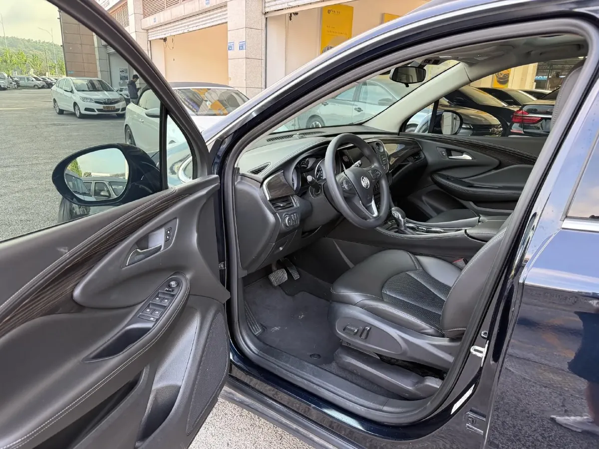 2021 Buick EnvisionPlus 1.5T 169HP L4 7DCT,autocango,china used car exporter,china ev exporter,chinese used car exporter,chinese used ev exporter