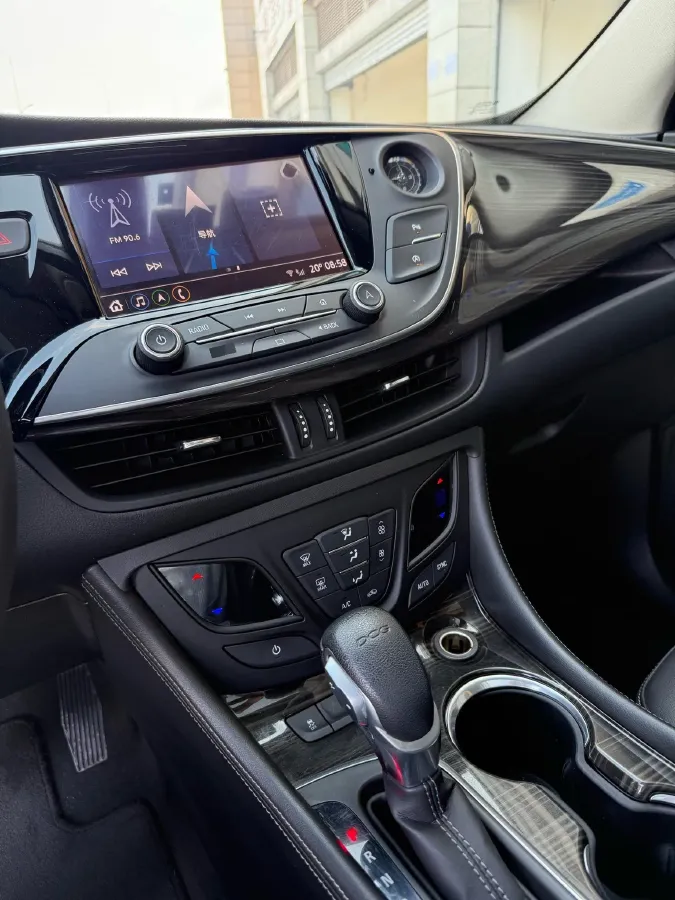 2021 Buick EnvisionPlus 1.5T 169HP L4 7DCT,autocango,china used car exporter,china ev exporter,chinese used car exporter,chinese used ev exporter